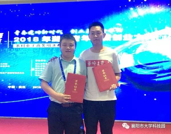 https://mmbiz.qpic.cn/mmbiz_jpg/zHD4mGlDiabEhgGB13qUEor3gcf9KHJ1ZDoaWOwTehiciaslAQxpTnHicluBXqr8DAmrwenCBVgSHl81EWnqf080Cw/640?wx_fmt=jpeg